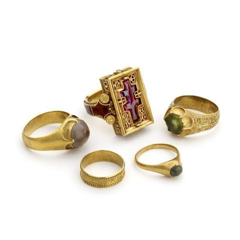 'Finger Rings' at The Ashmolean Museum