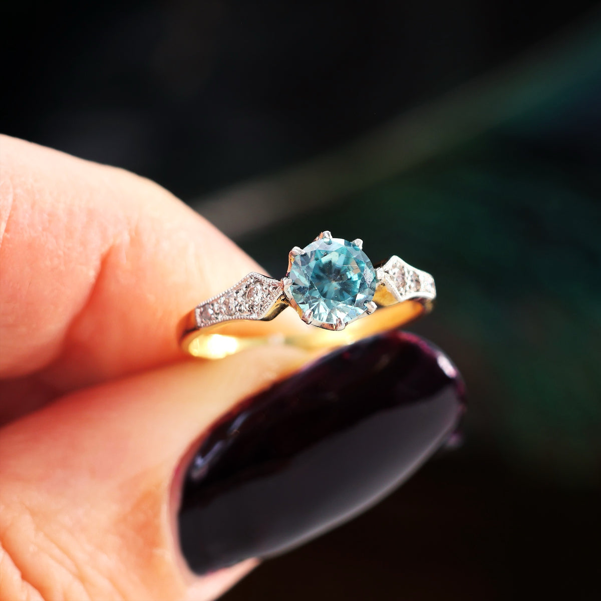 Vintage Sparkle! Blue Zircon & Diamond Ring