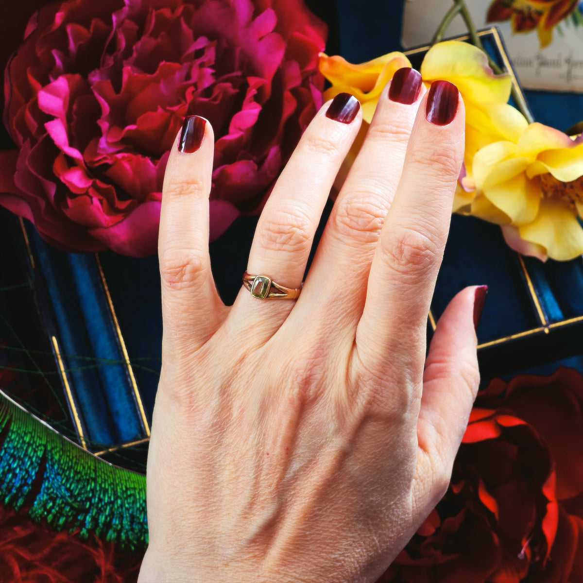 Subdued Beauty! Date 1900 Chrysoberyl Ring