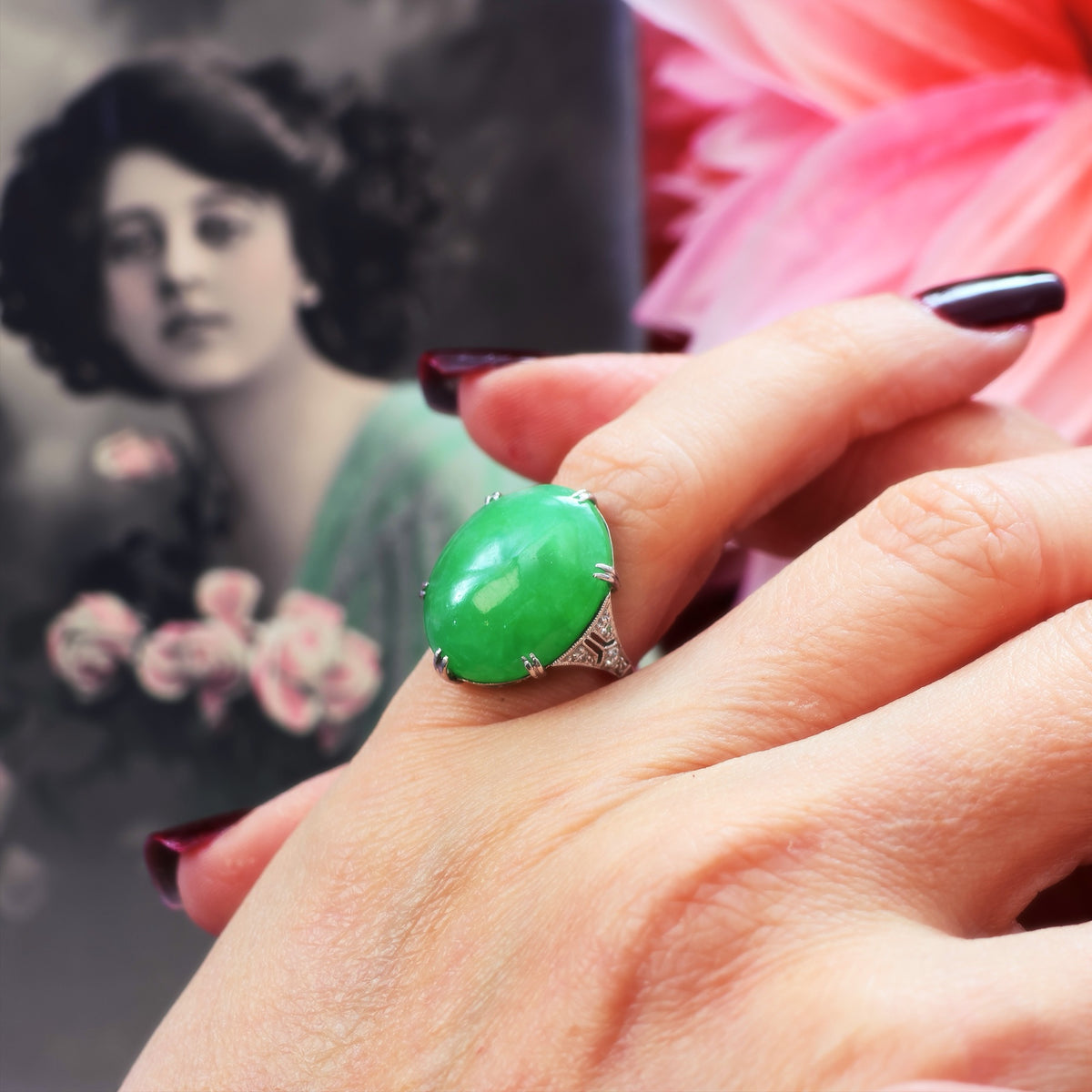 Vintage 1920's Art Deco Jade & Diamond Cocktail Ring