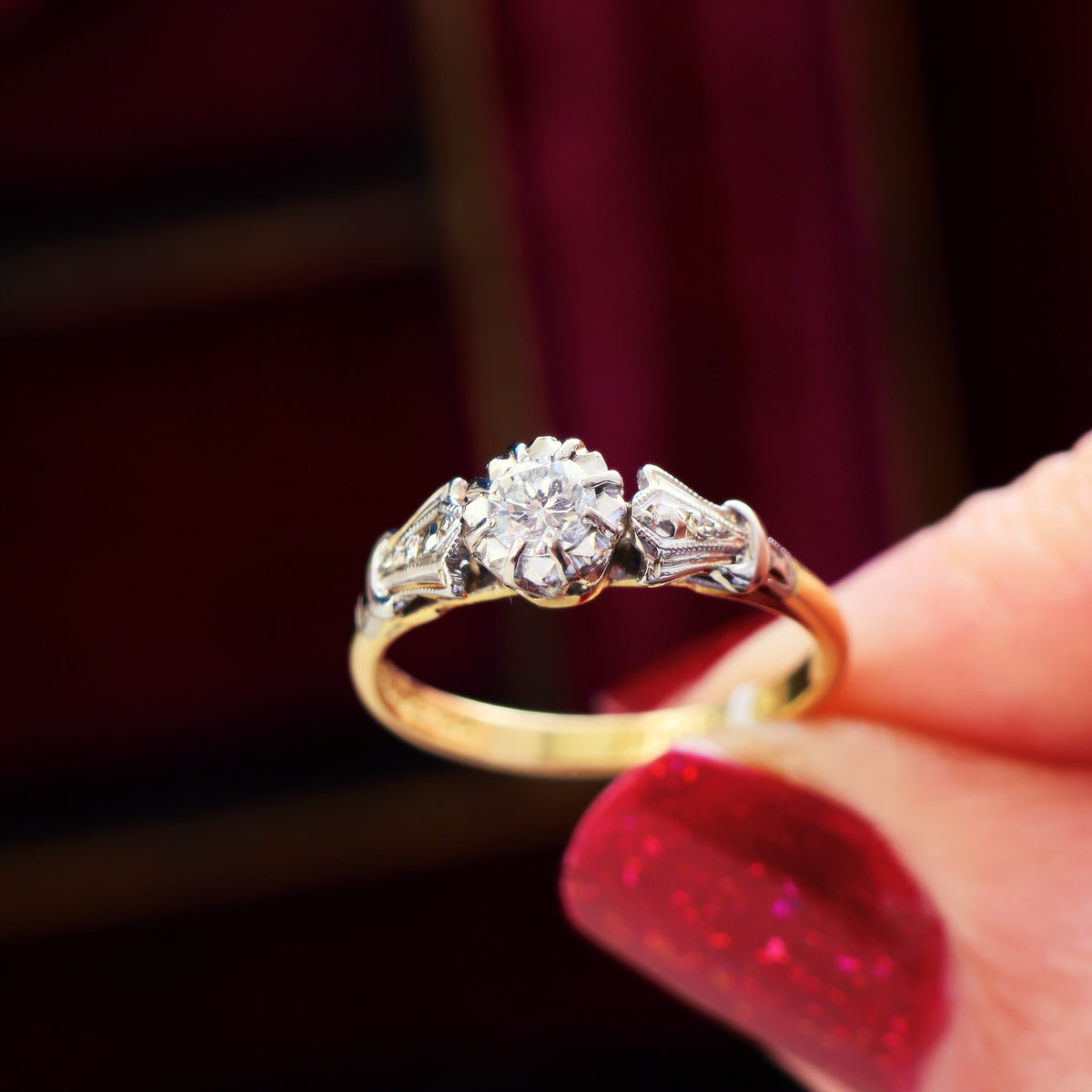 Gorgeous! Vintage Art Deco Diamond Engagement Ring