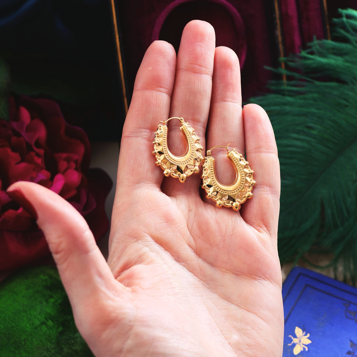 Vintage UNOAERRE 9ct Gold Creole Earrings