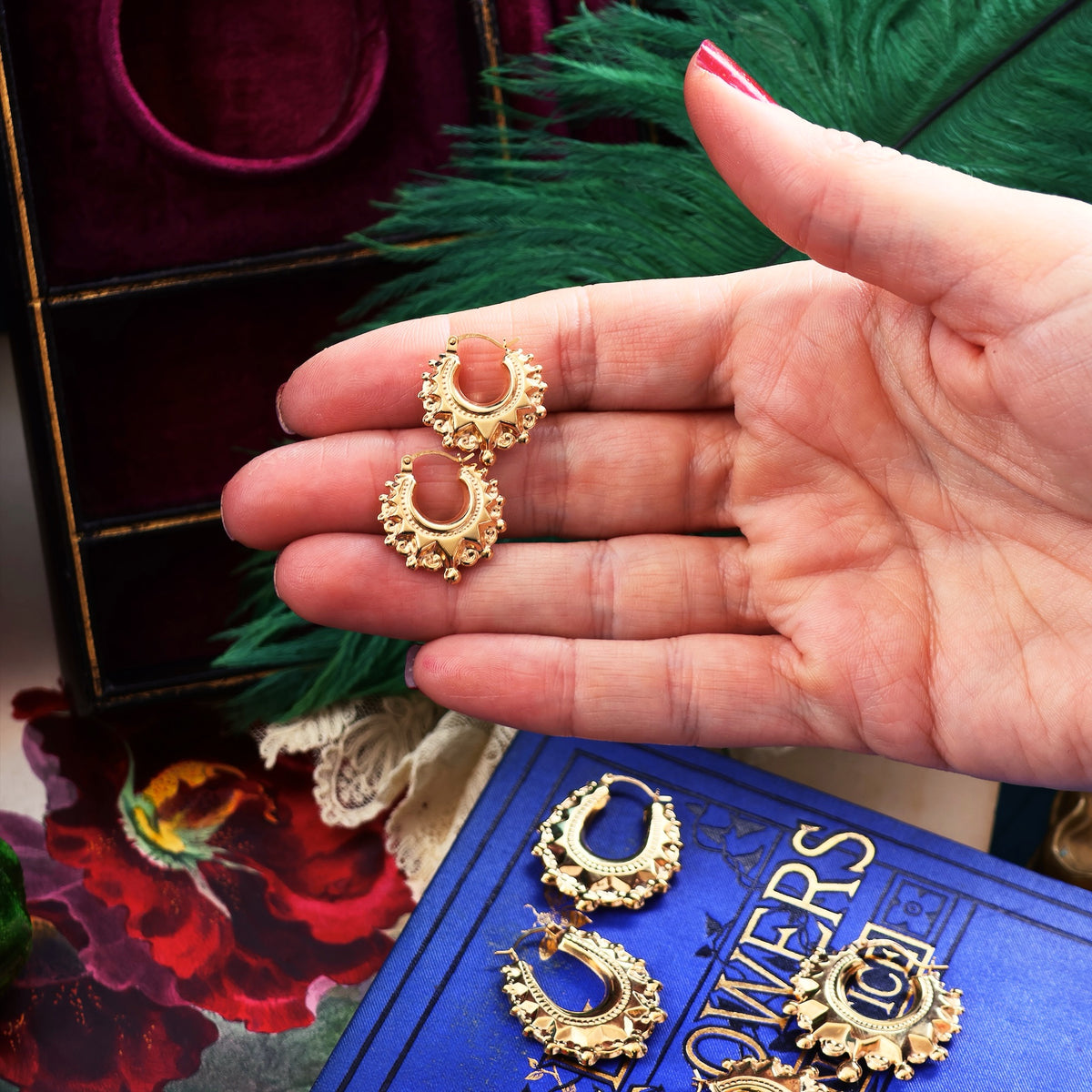 Cute Lil' Vintage 9ct Gold Creole Earrings