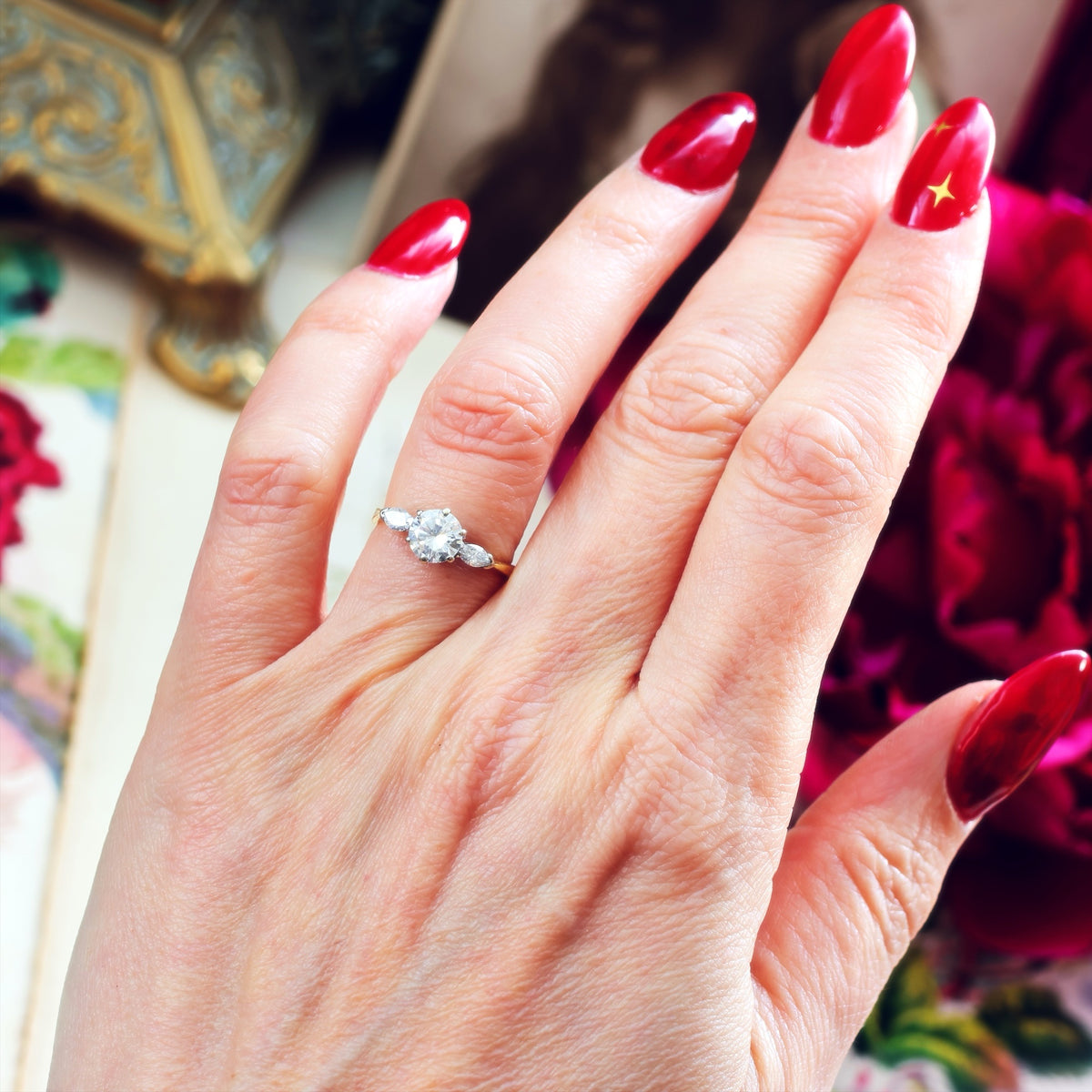 Sensational Vintage 0.90ct Diamond Engagement Ring