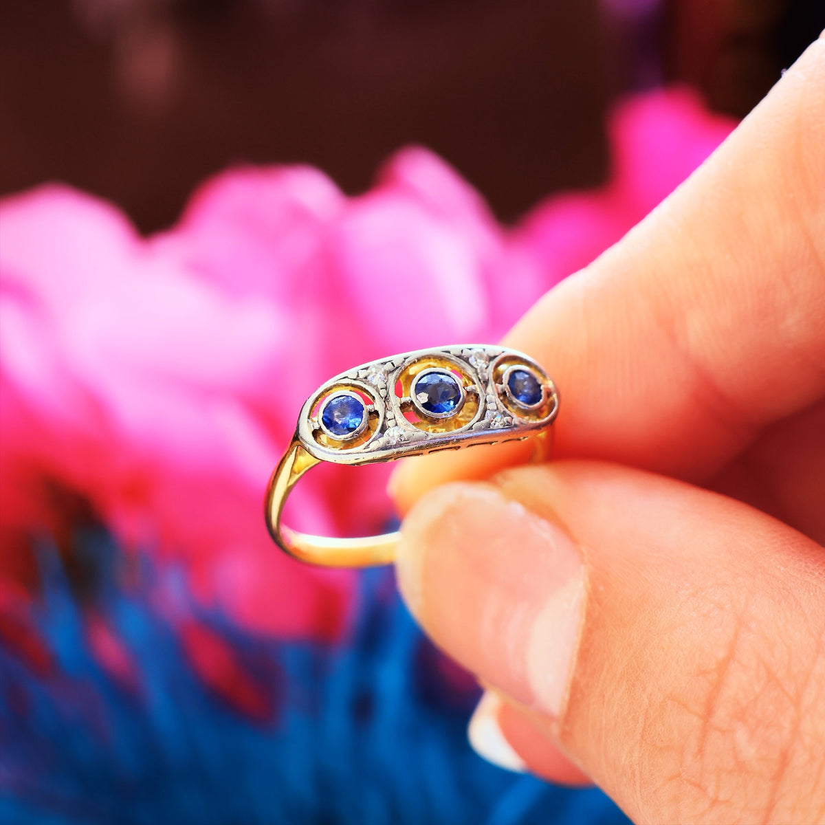 Antique Edwardian Sapphire & Diamond Ring