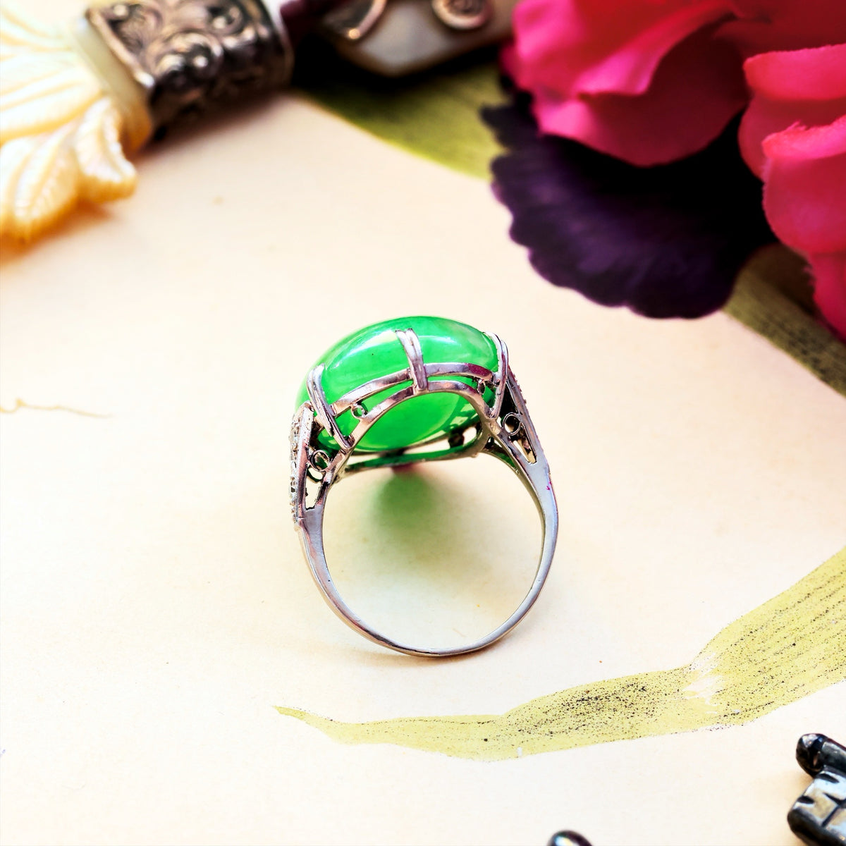 Vintage 1920's Art Deco Jade & Diamond Cocktail Ring