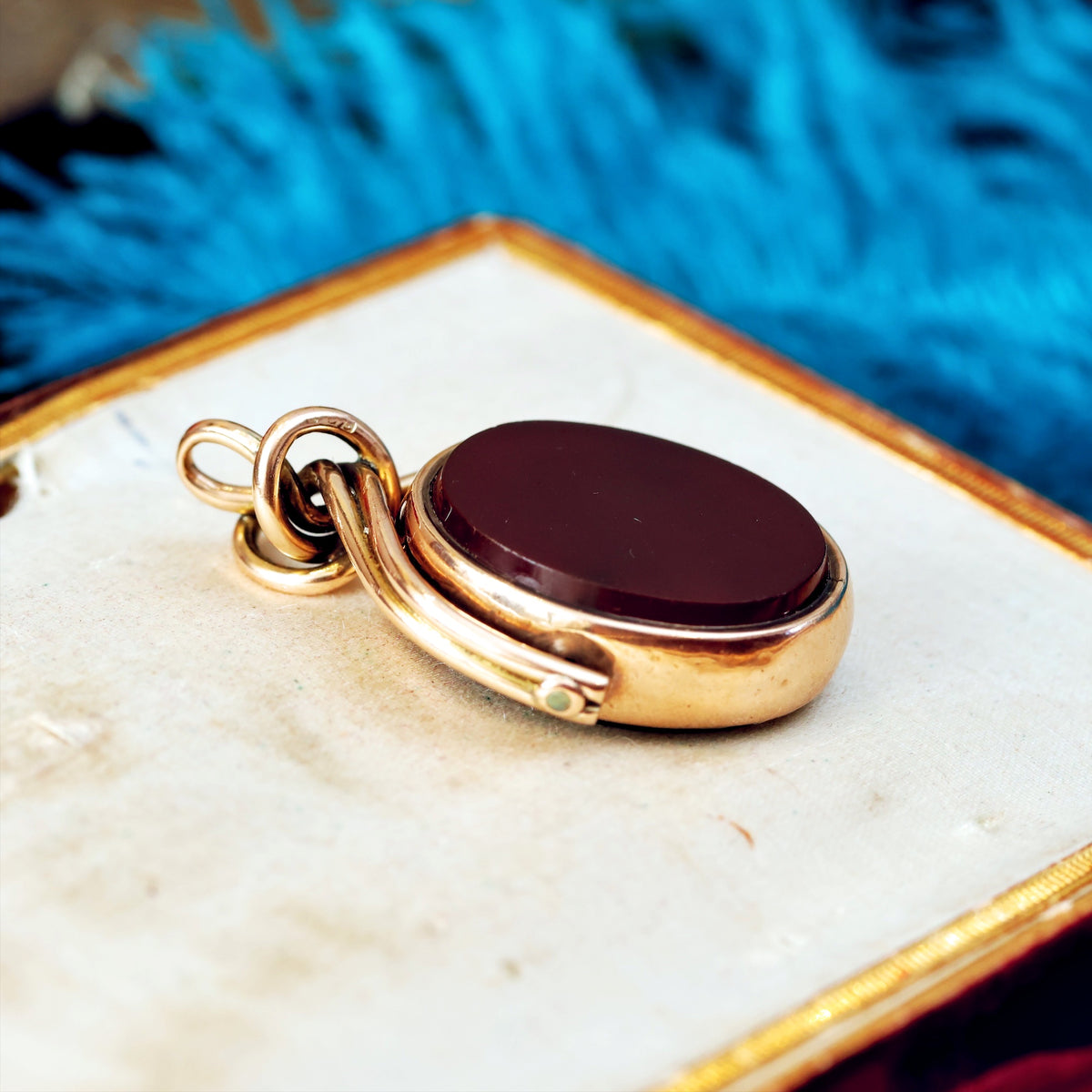 Victorian 9ct Gold Heliotrope & Carnelian Swivel Fob