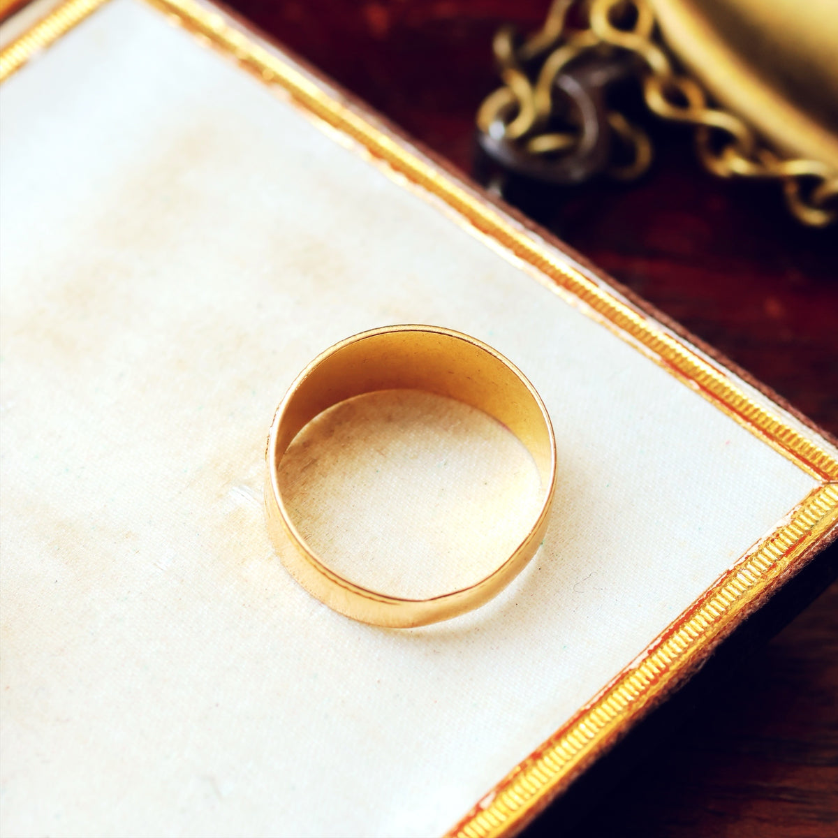 Antique Date 1886 18ct Gold MIZPAH Ring