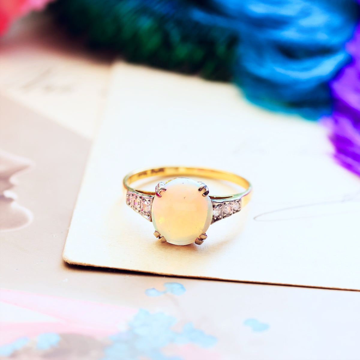 Most Beautiful! Vintage Crystal Opal & Diamond Ring