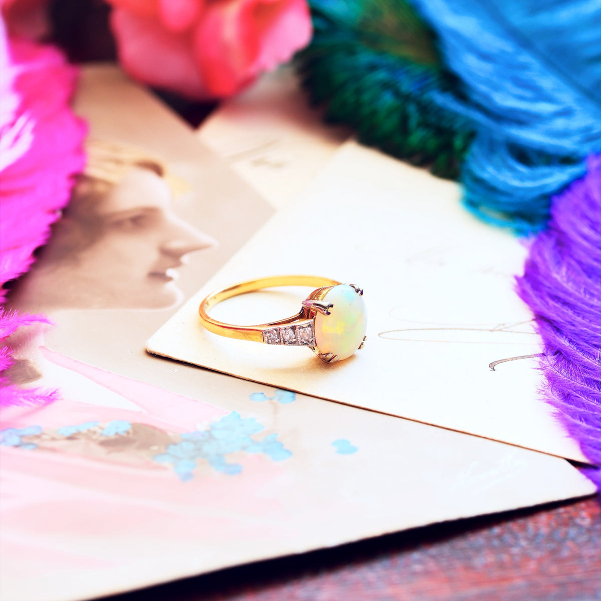 Most Beautiful! Vintage Crystal Opal & Diamond Ring