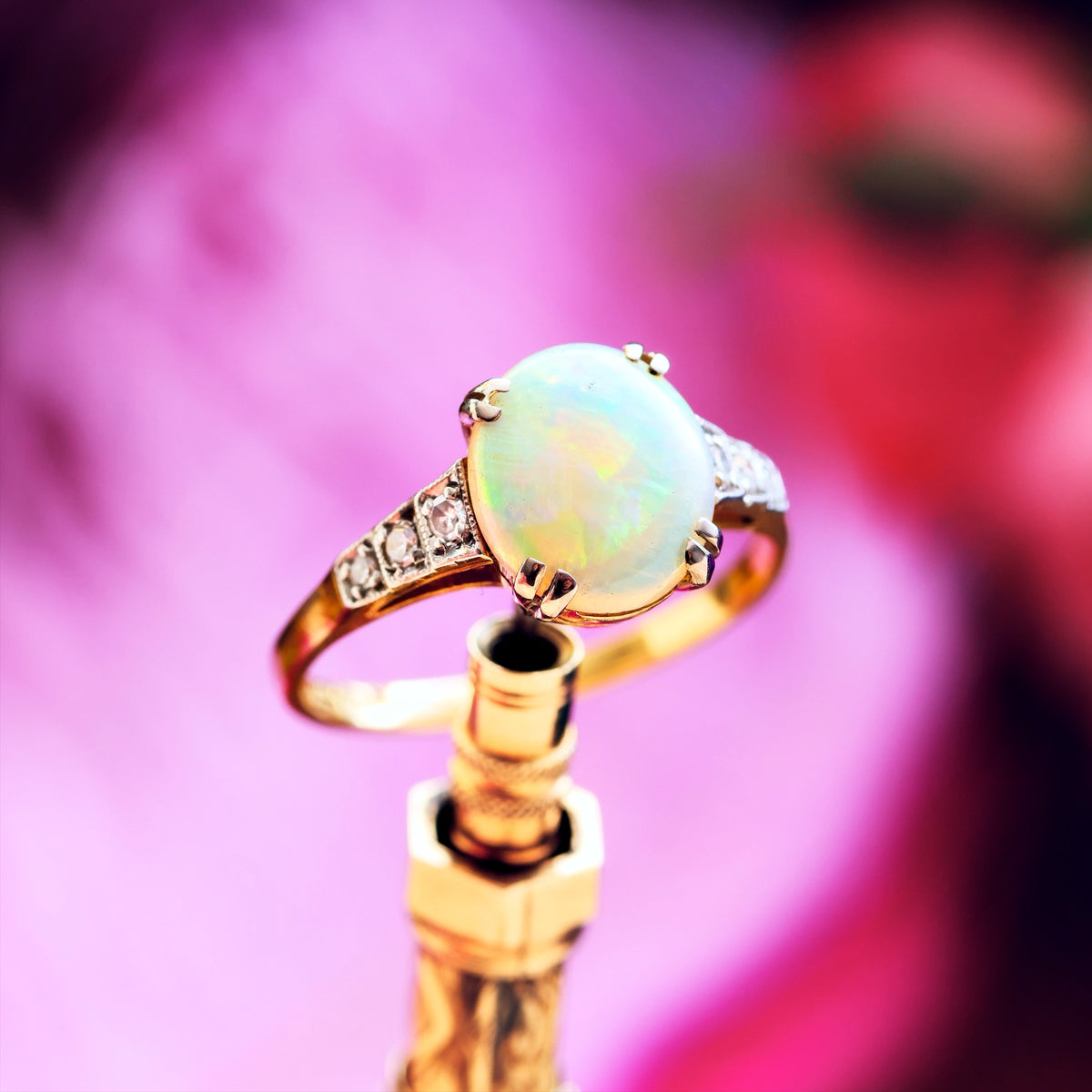 Most Beautiful! Vintage Crystal Opal & Diamond Ring