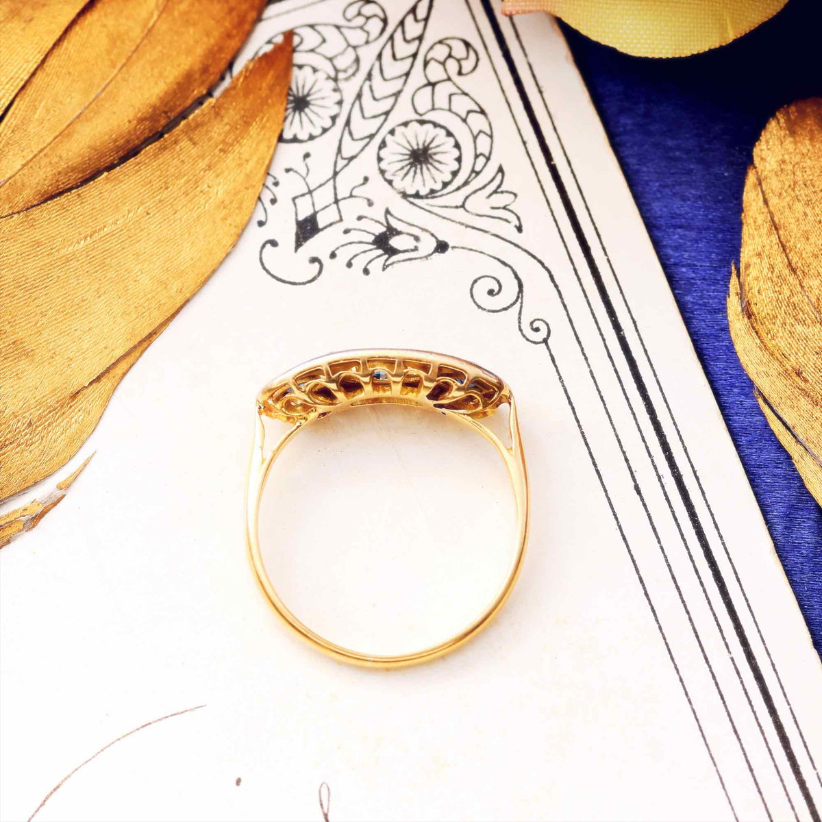 Antique Edwardian Sapphire & Diamond Ring
