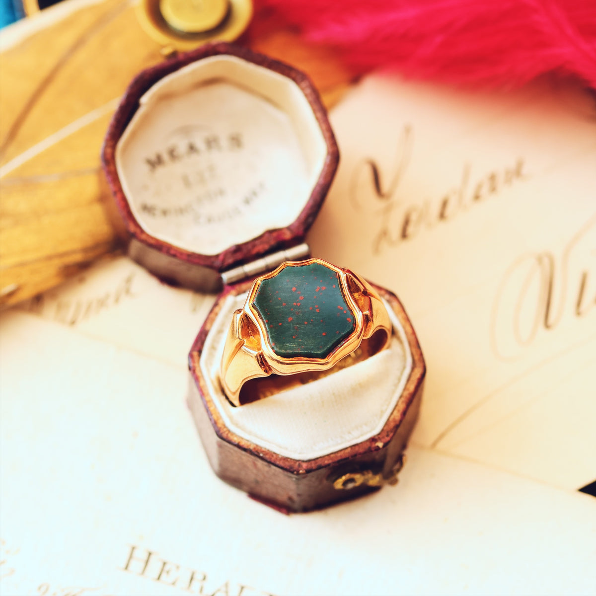 Antique Date 1892 15ct Gold Bloodstone Signet Ring