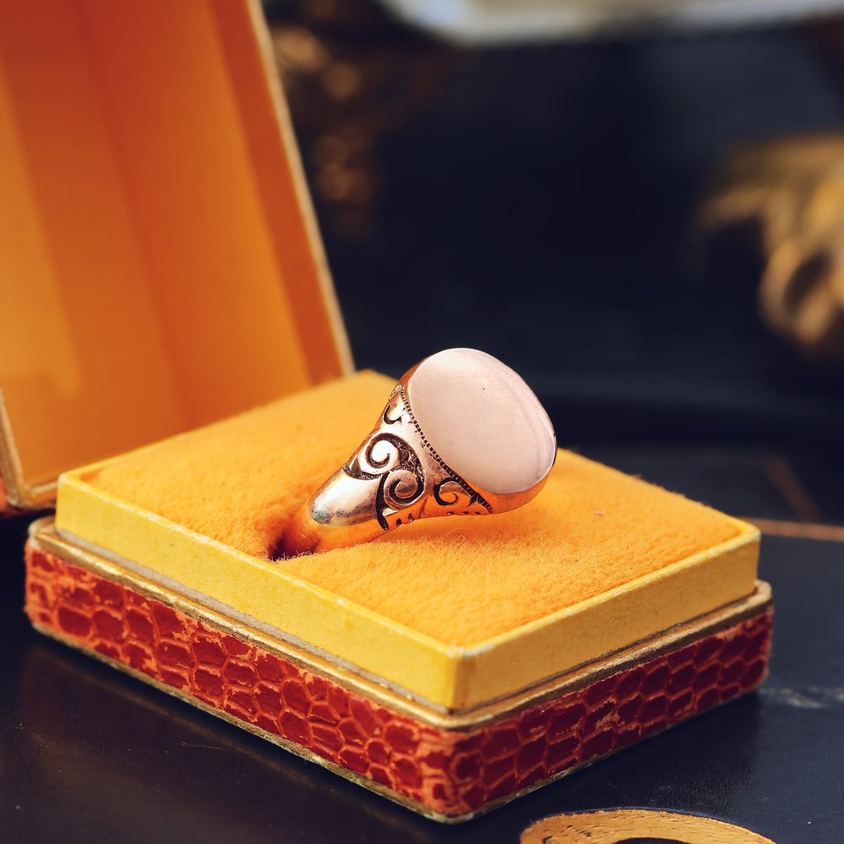 Fine Date 1901 9ct Rose Gold Men's Signet Ring