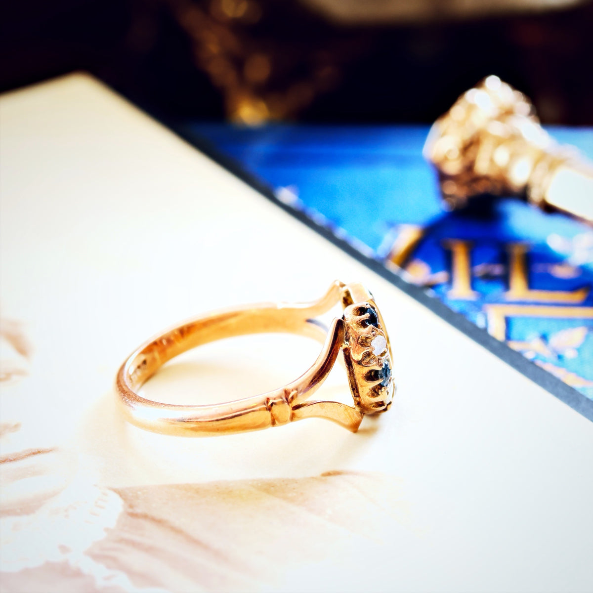 Date 1902 Sapphire & Diamond Lucky Horseshoe Ring
