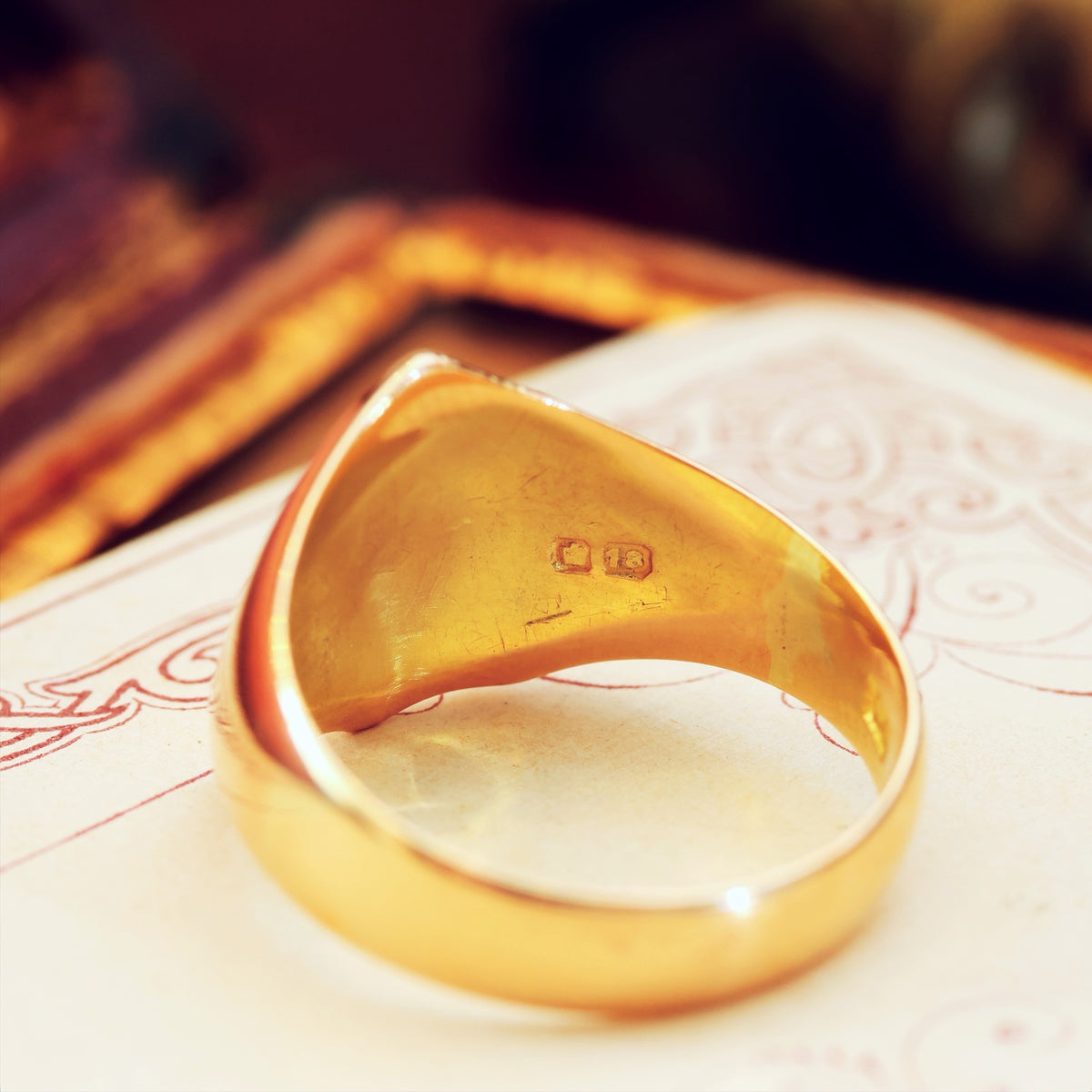 Antique Date 1907 18ct Gold Shield Signet Ring