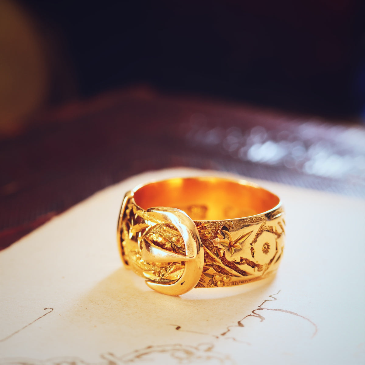 Antique Date 1914 18ct Gold 'Fidelity' Buckle Wedding Ring