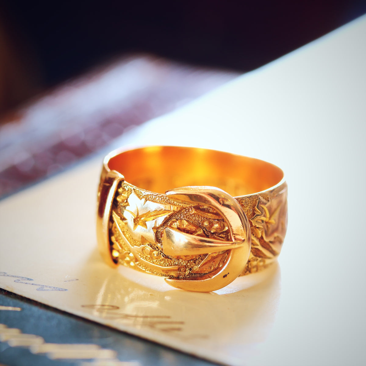 Antique Date 1914 18ct Gold 'Fidelity' Buckle Wedding Ring