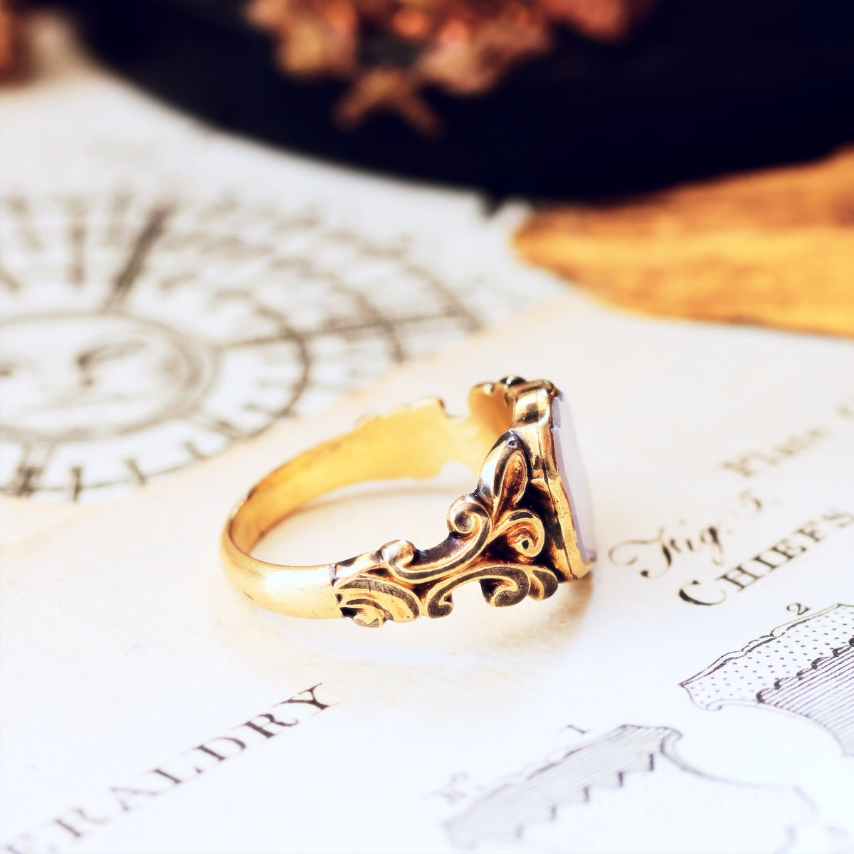 Antique Georgian Chalcedony Shield Signet Ring
