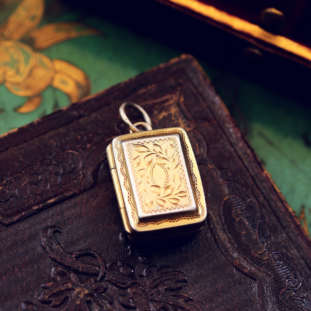 Miniature Date 1823 Georgian Silver Gilt Vinaigrette