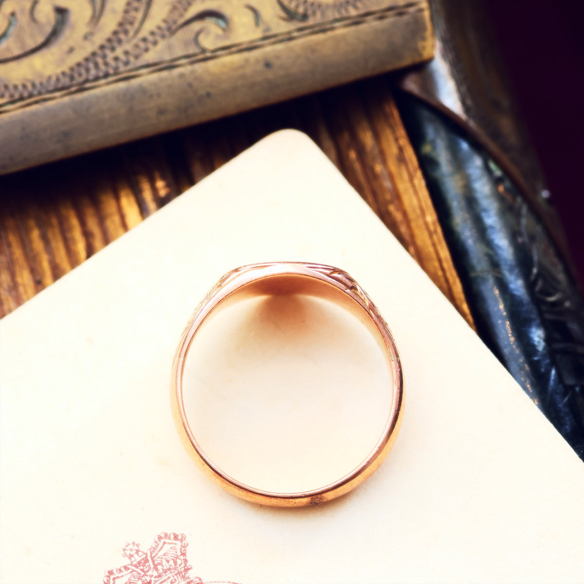 Antique Victorian Floribunda Roses Gold Signet Ring