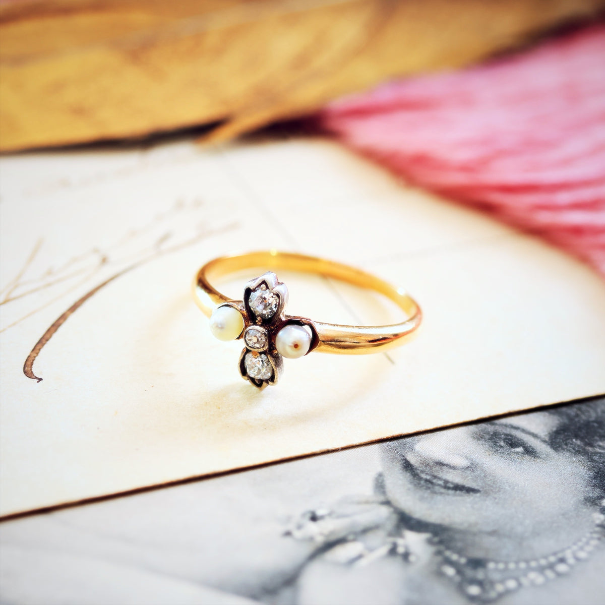 Sweet Antique Wild Pearl & Diamond Florette Ring
