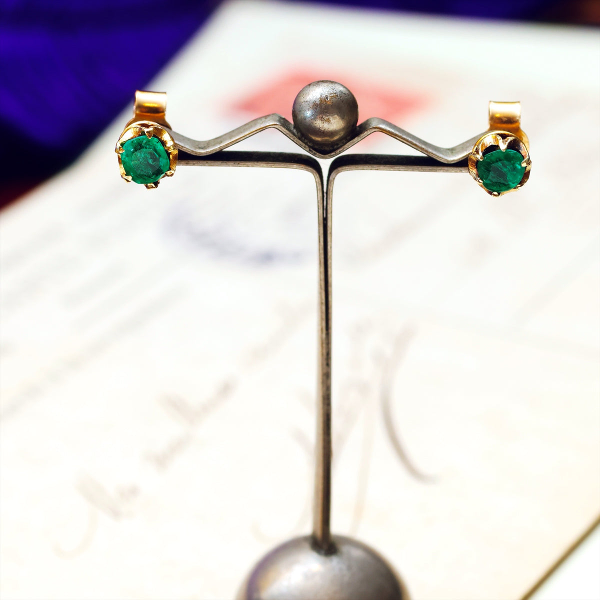 Single Vintage Emerald Stud Earring