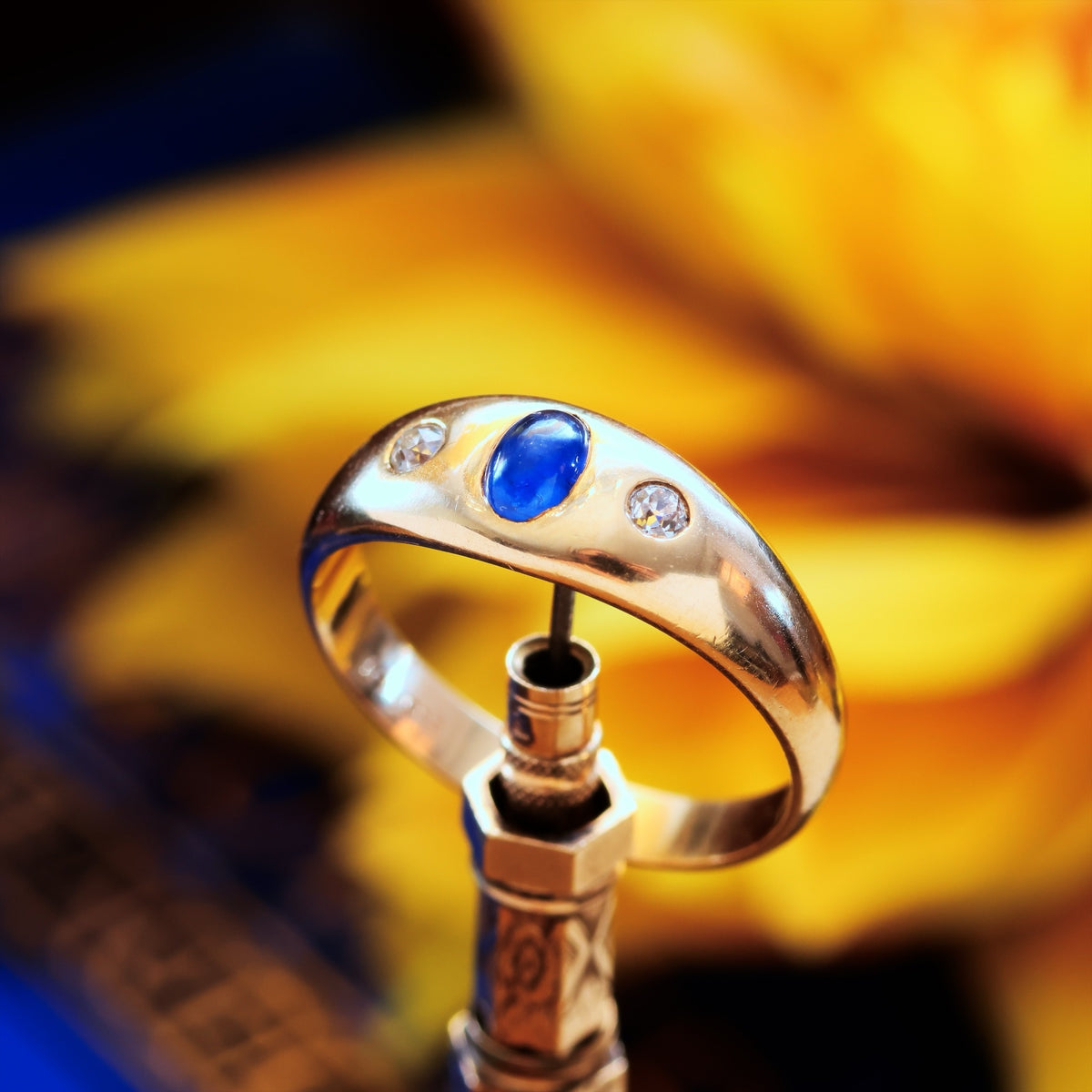 Vintage Gypsy Set Unisex Cabochon Sapphire & Diamond Band