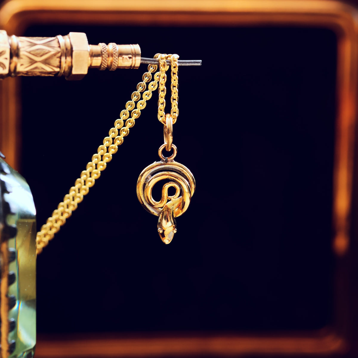 Charming 18ct Gold Snake Pendant