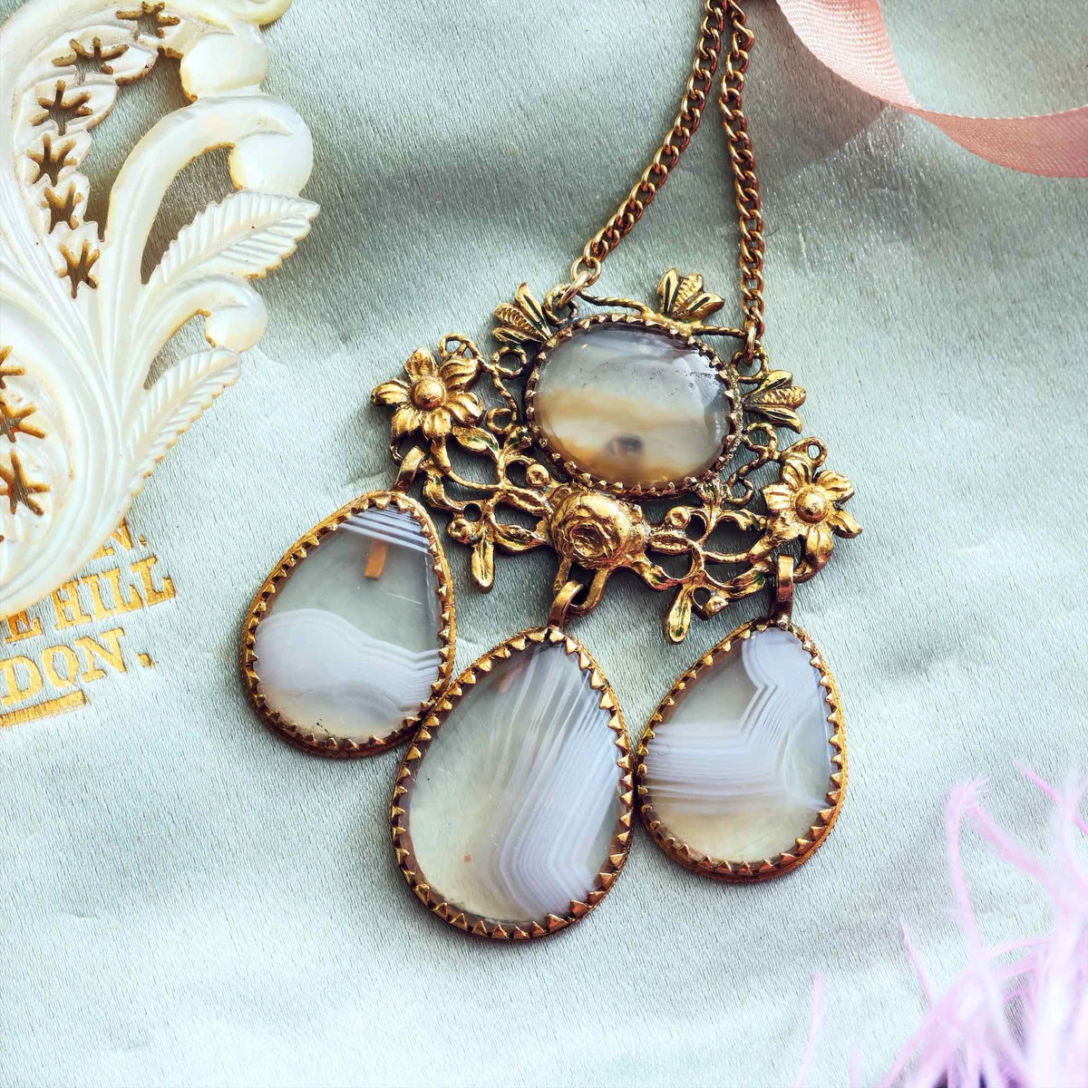 Rare Georgian Blue Lace Agate Girandole Necklet