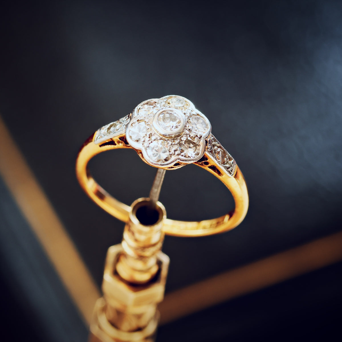 Vintage 1940's Diamond Daisy Engagement Ring