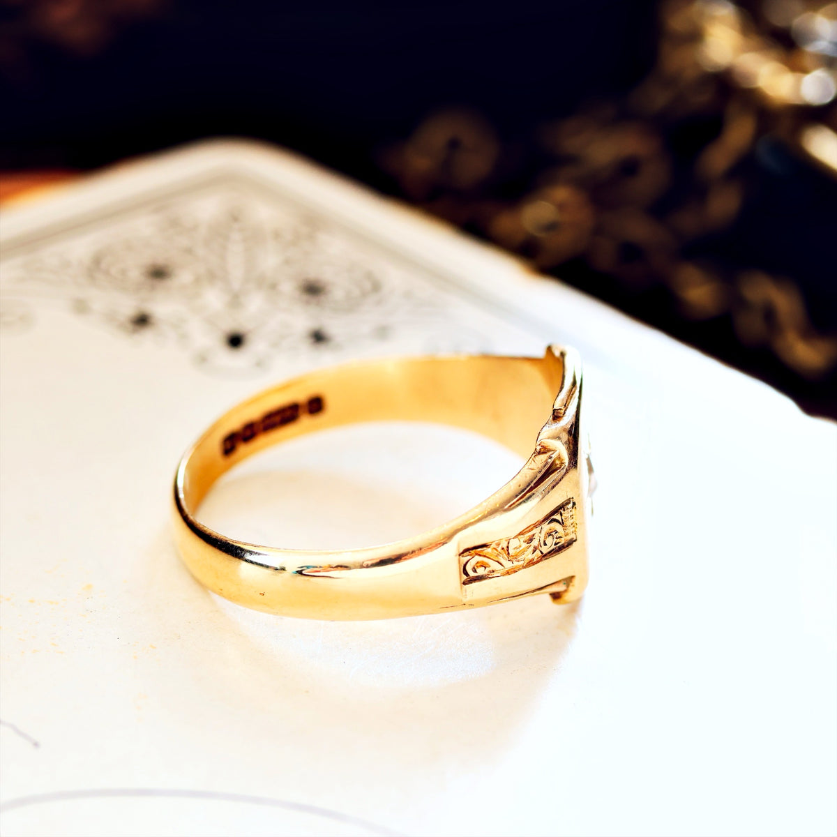 Vintage 1957 9ct Gold Men's Star Set Diamond Signet Ring