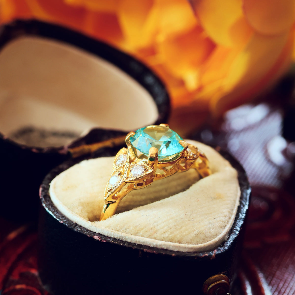 Vintage 9ct Blue Zircon & Diamond Cocktail Ring