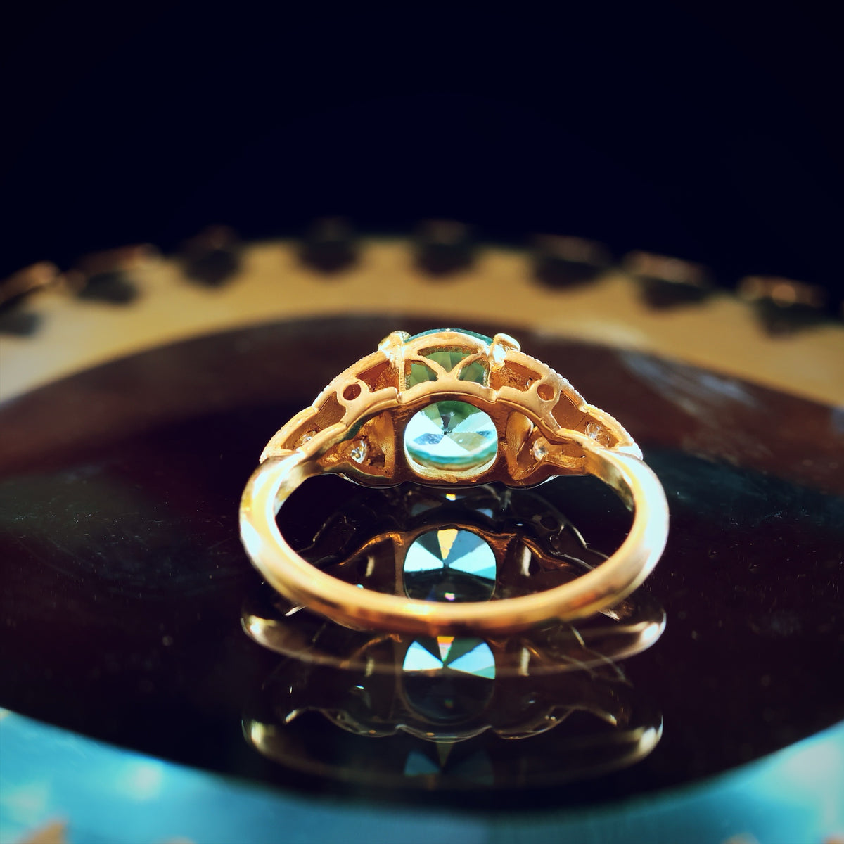 Vintage 9ct Blue Zircon & Diamond Cocktail Ring