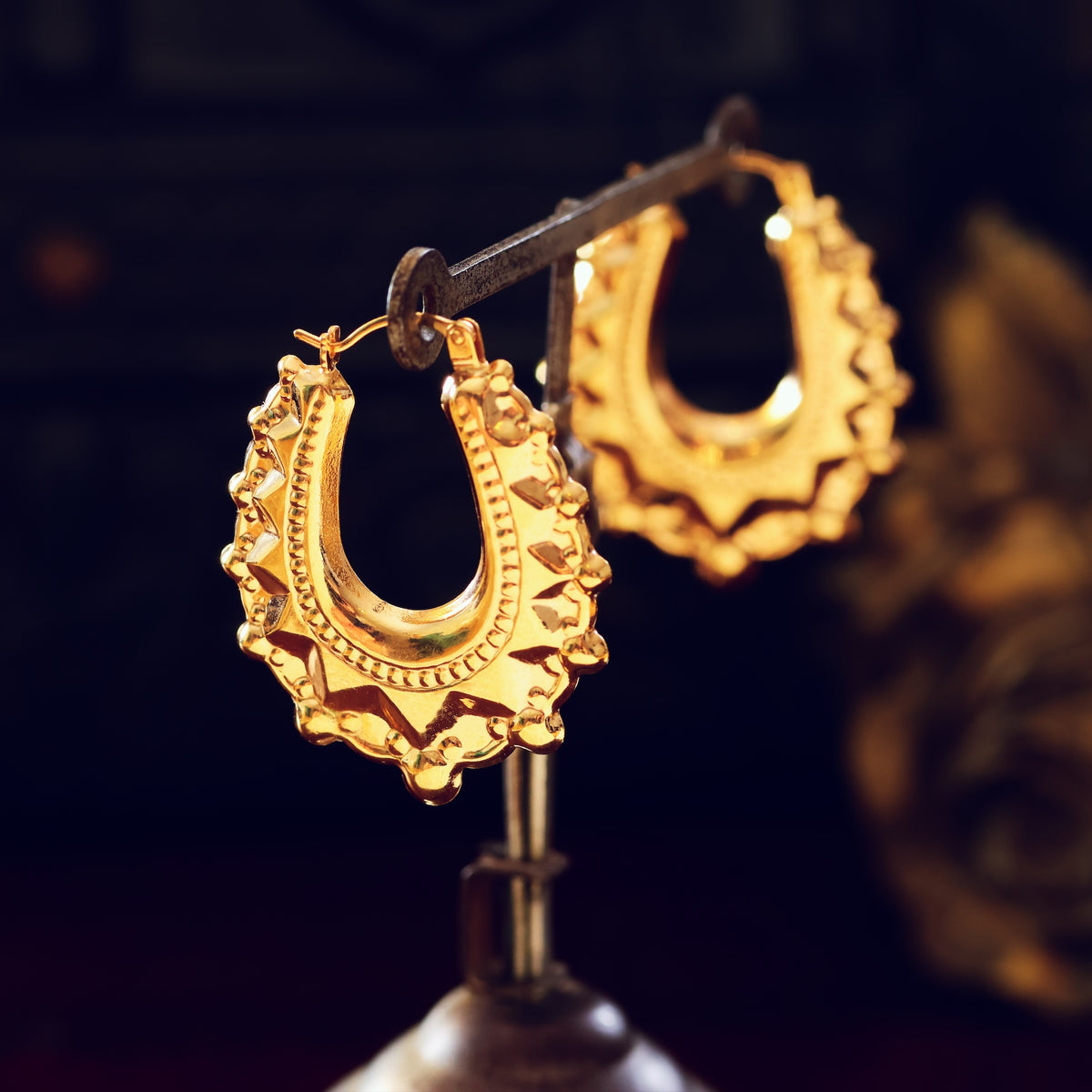 Vintage UNOAERRE 9ct Gold Creole Earrings