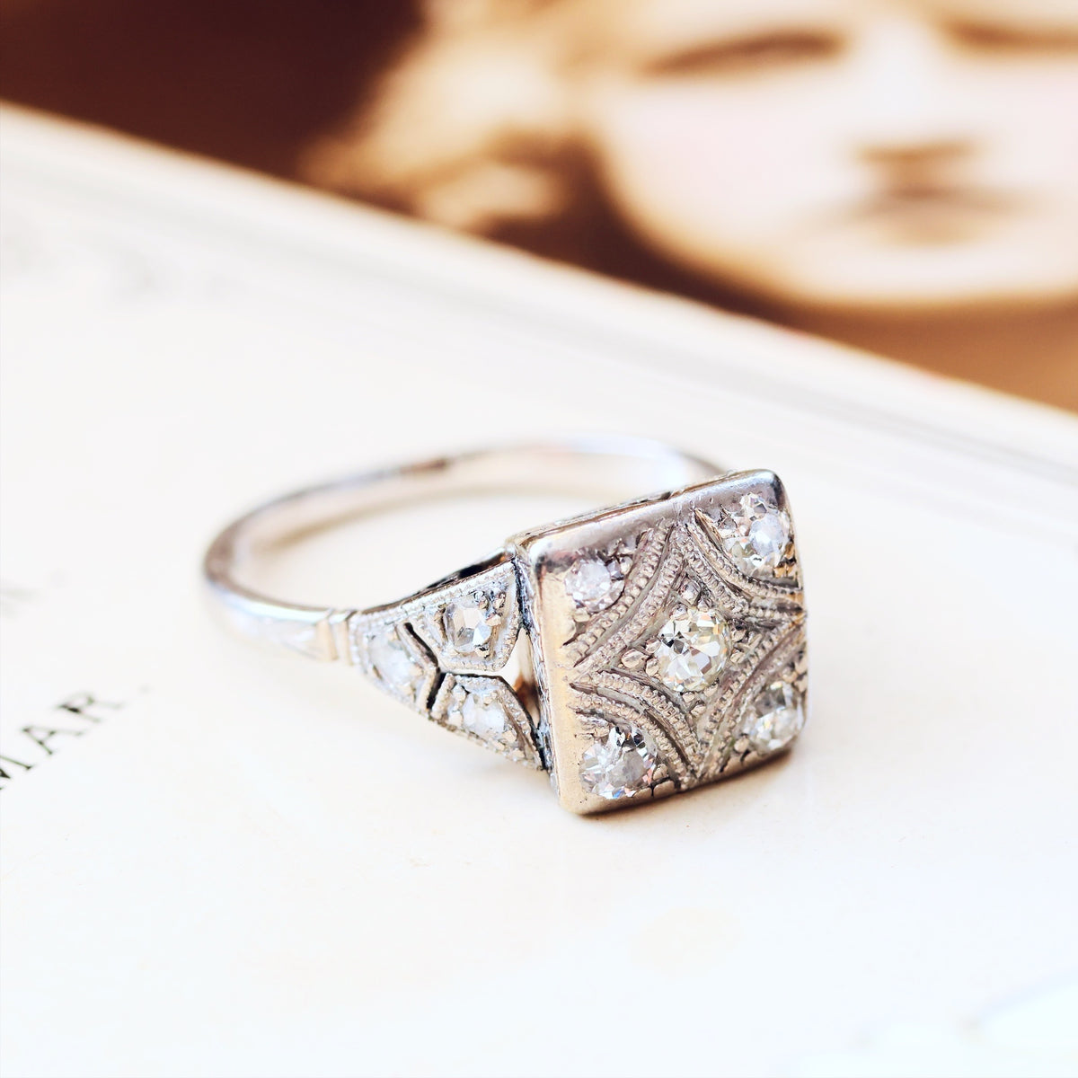 Vintage Art Deco Diamond Engagement Ring