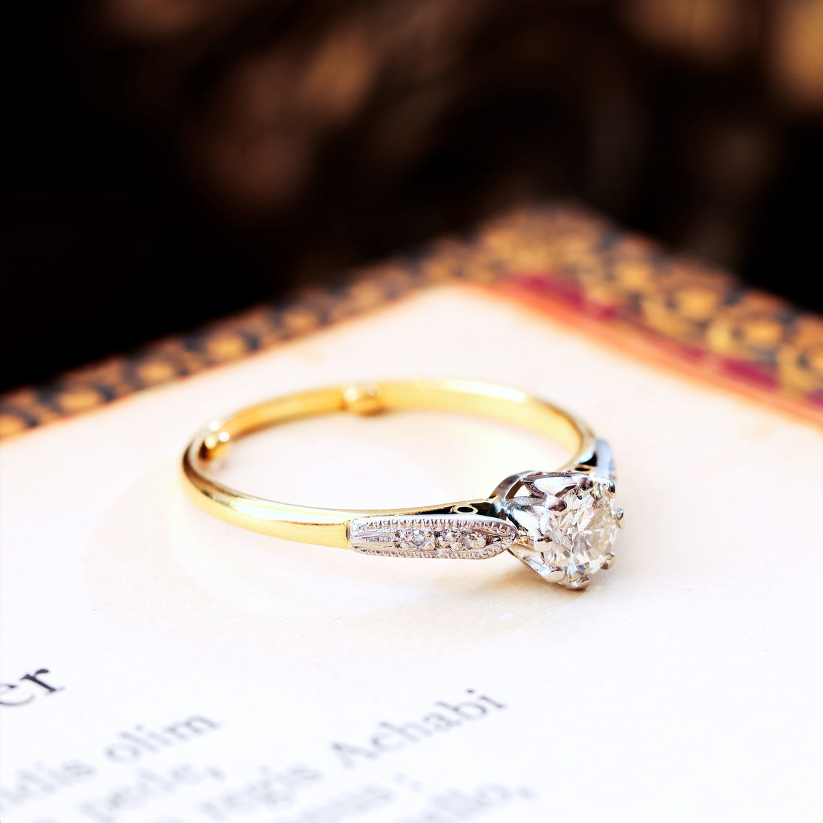 Classic Vintage Brilliant-cut Diamond Engagement Ring
