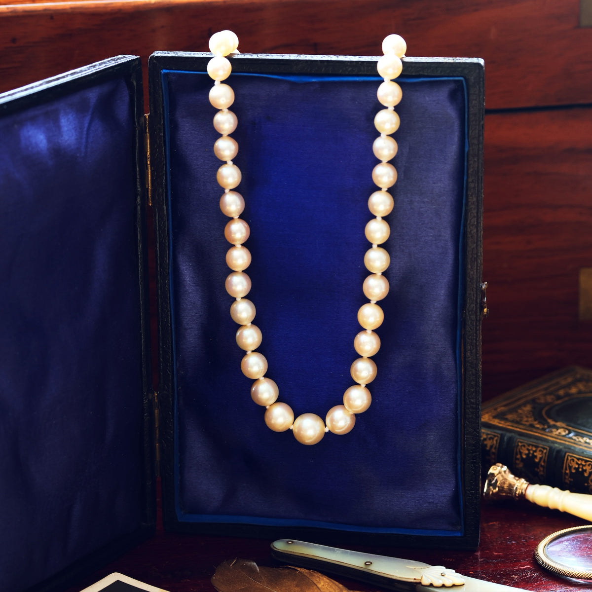 Vintage Art Deco Cultured Saltwater Pearl Necklace