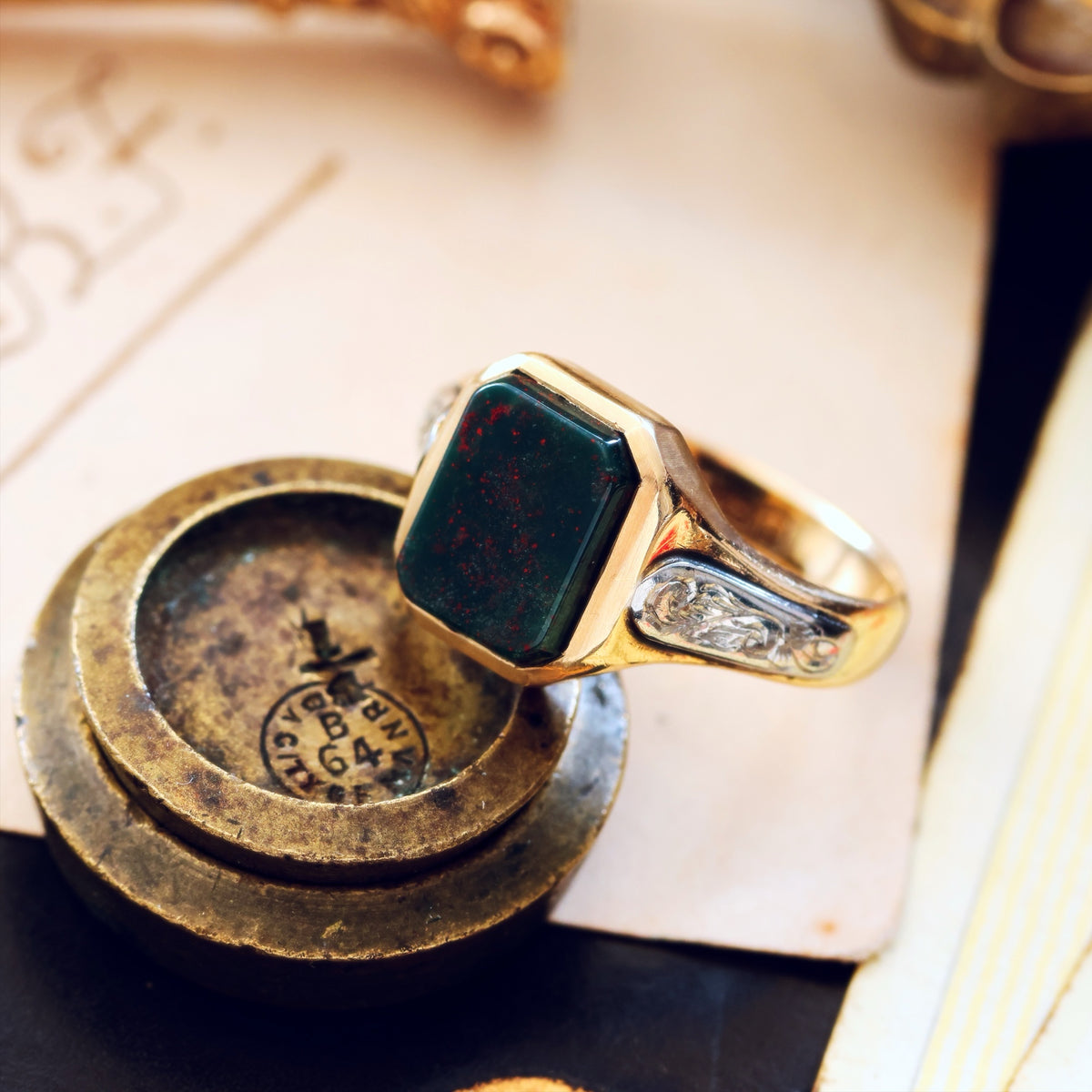 Vintage Date 1936 Art Deco Bloodstone Signet Ring