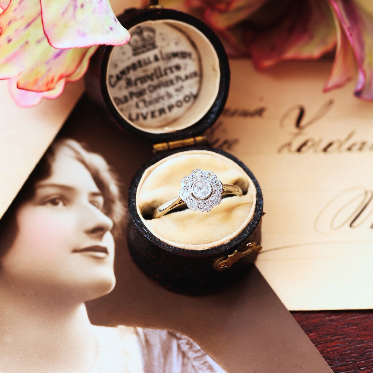 Vintage Pretty! Diamond Daisy Cluster Ring