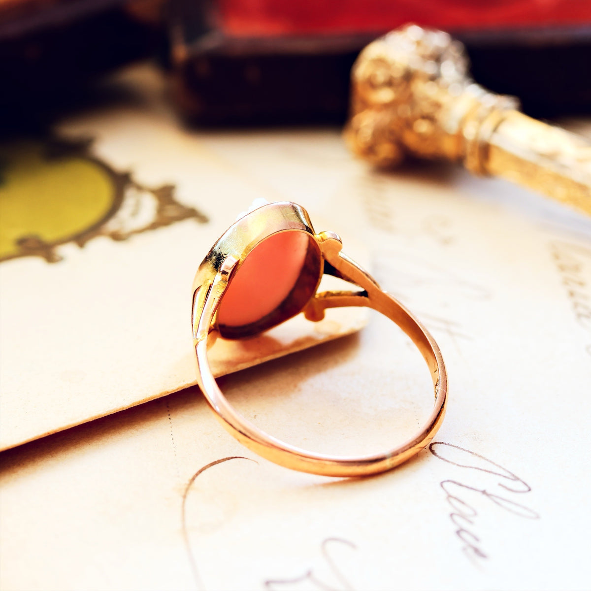 Vintage Grecian Goddess Shell Cameo Ring