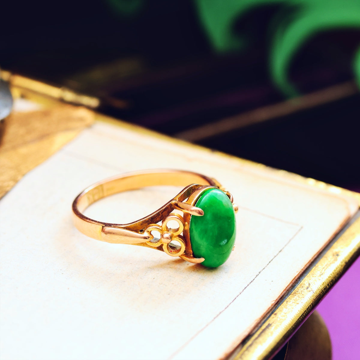 Vintage Mid Century 14ct Gold Jadeite Ring