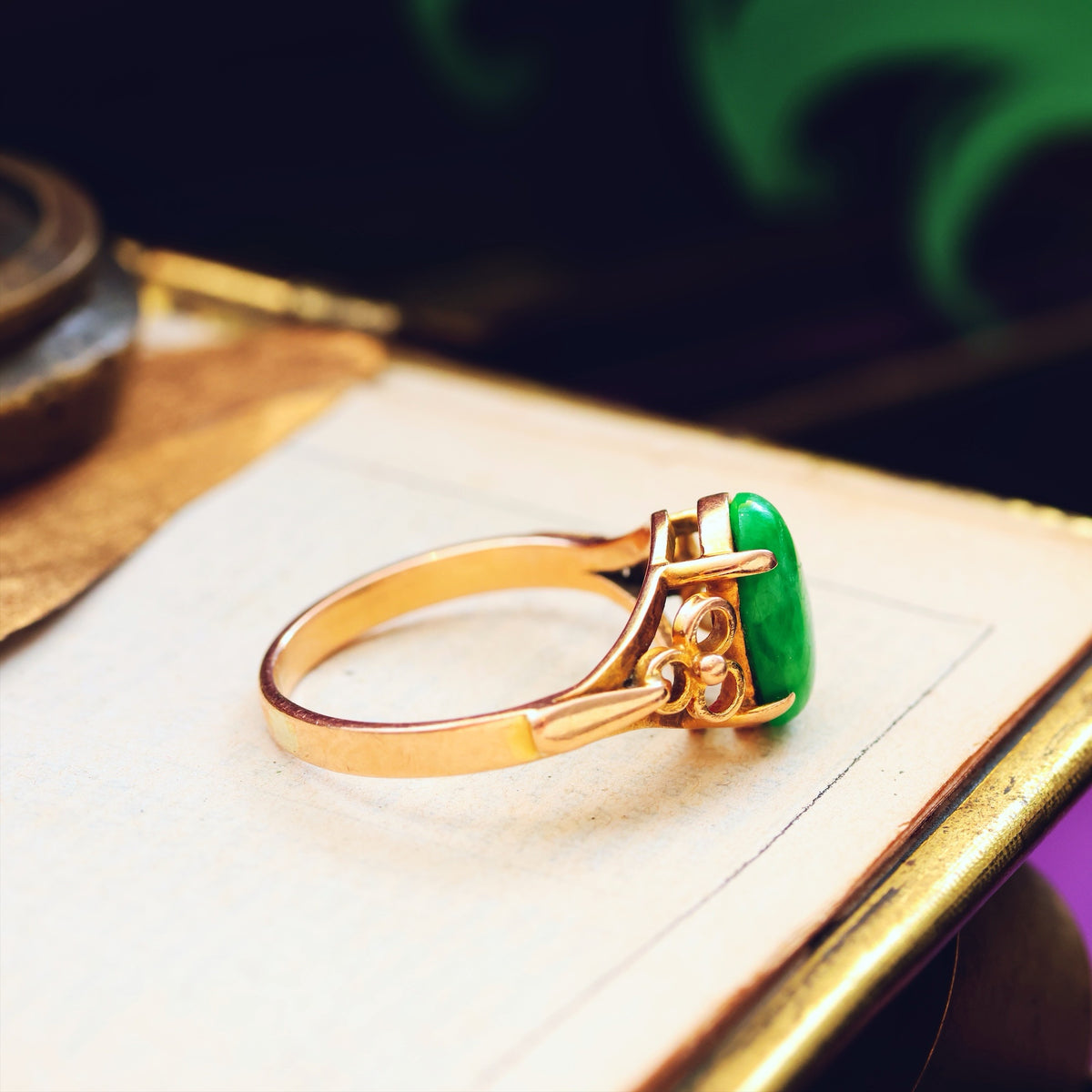 Vintage Mid Century 14ct Gold Jadeite Ring