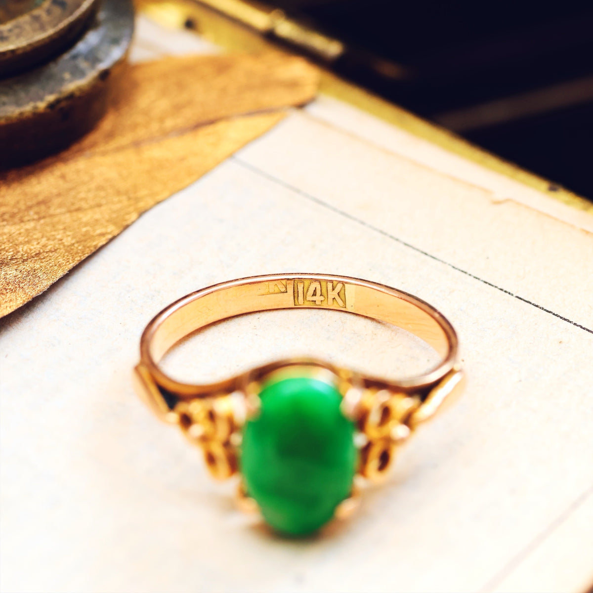Vintage Mid Century 14ct Gold Jadeite Ring