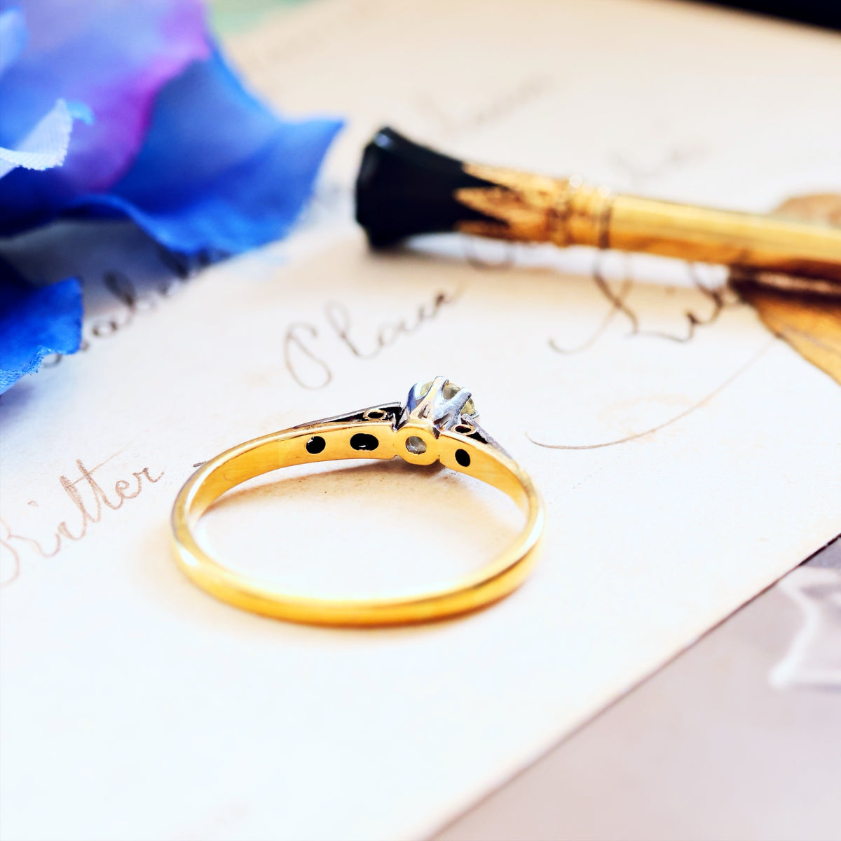Vintage Glitter! Recycled Diamond Engagement Ring