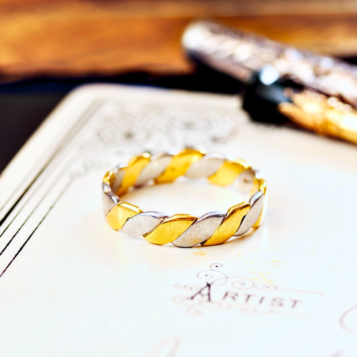 Vintage Size 'O' Two Colour Twist Wedding Band