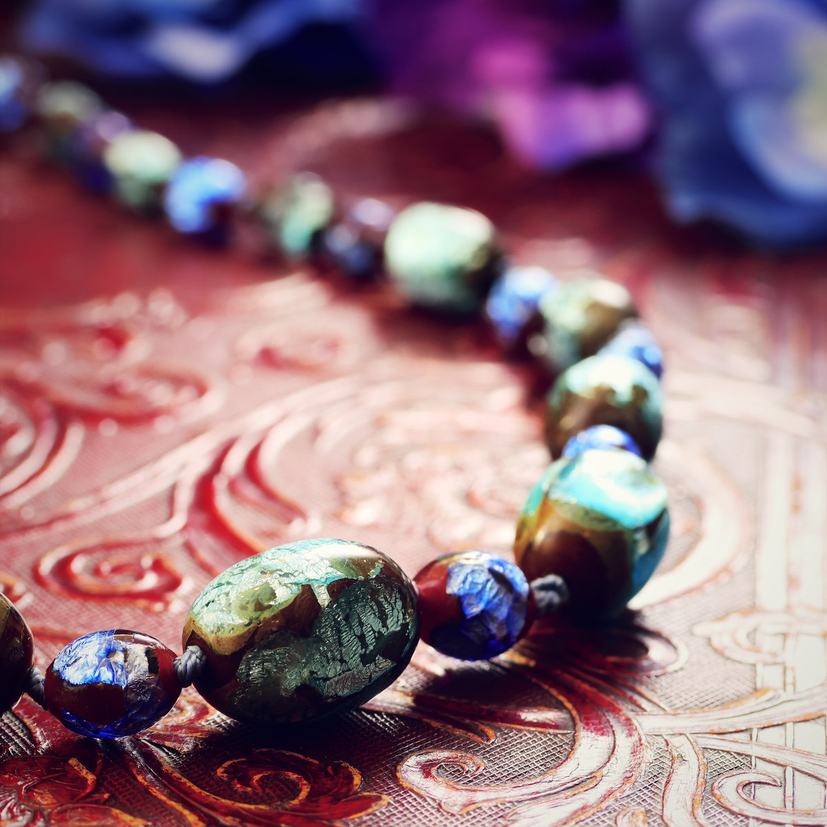 Vintage Venetian Foiled Glass Bead Necklace