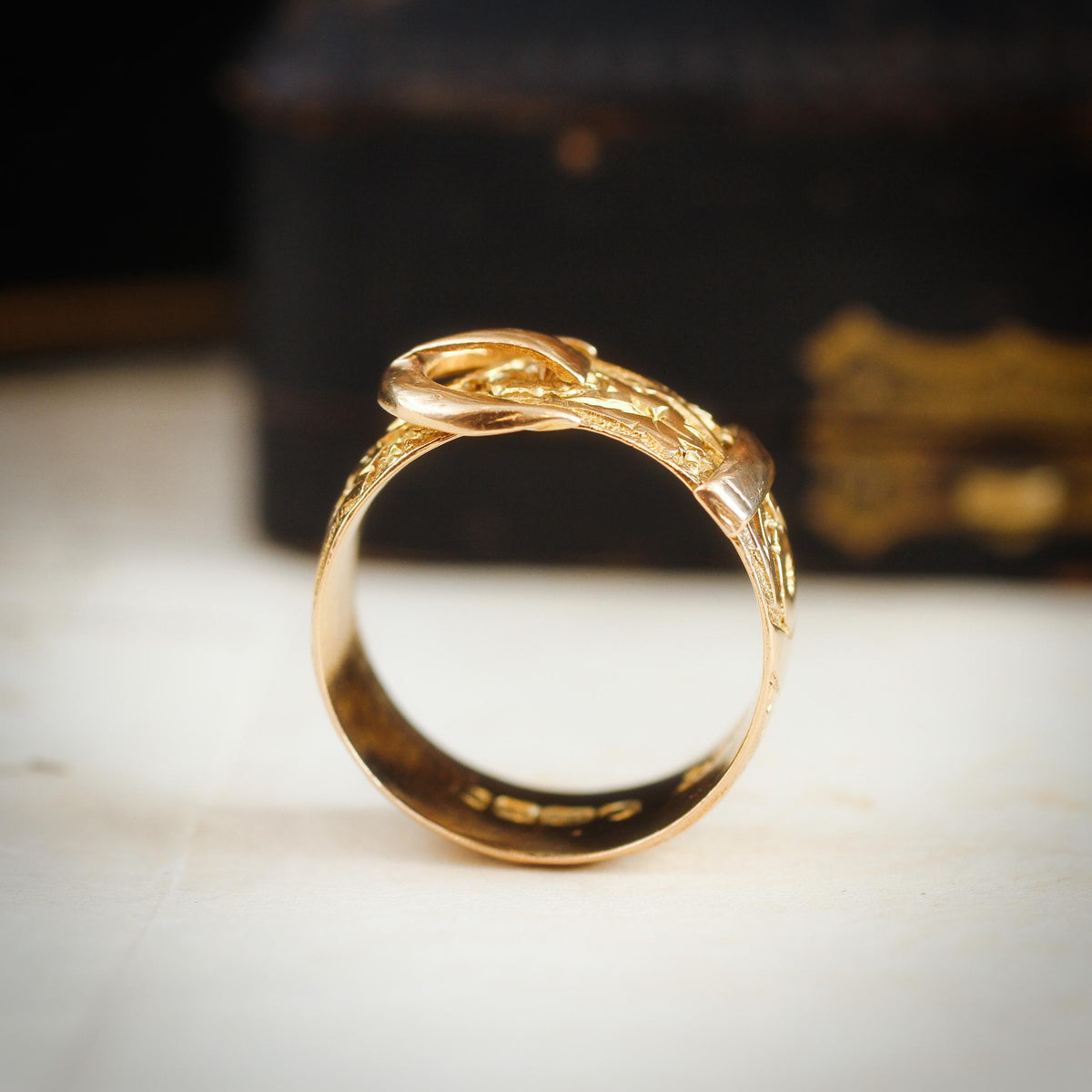 Antique Date 1914 18ct Gold 'Fidelity' Buckle Wedding Ring
