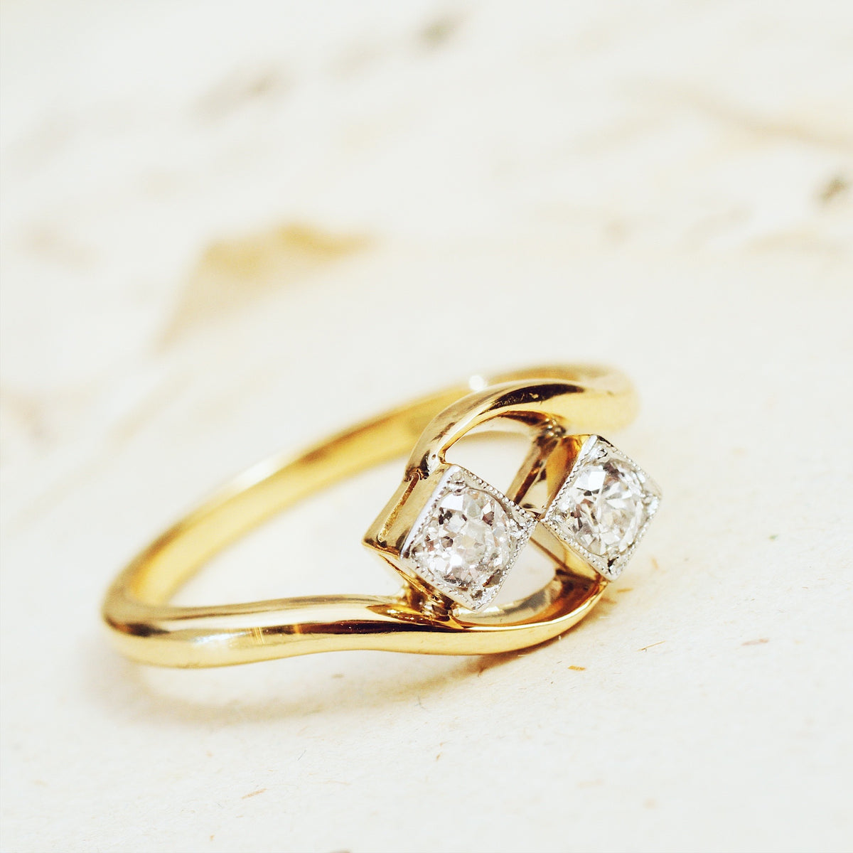 Unforgettable Vintage Diamond 'Toi et Moi' Ring