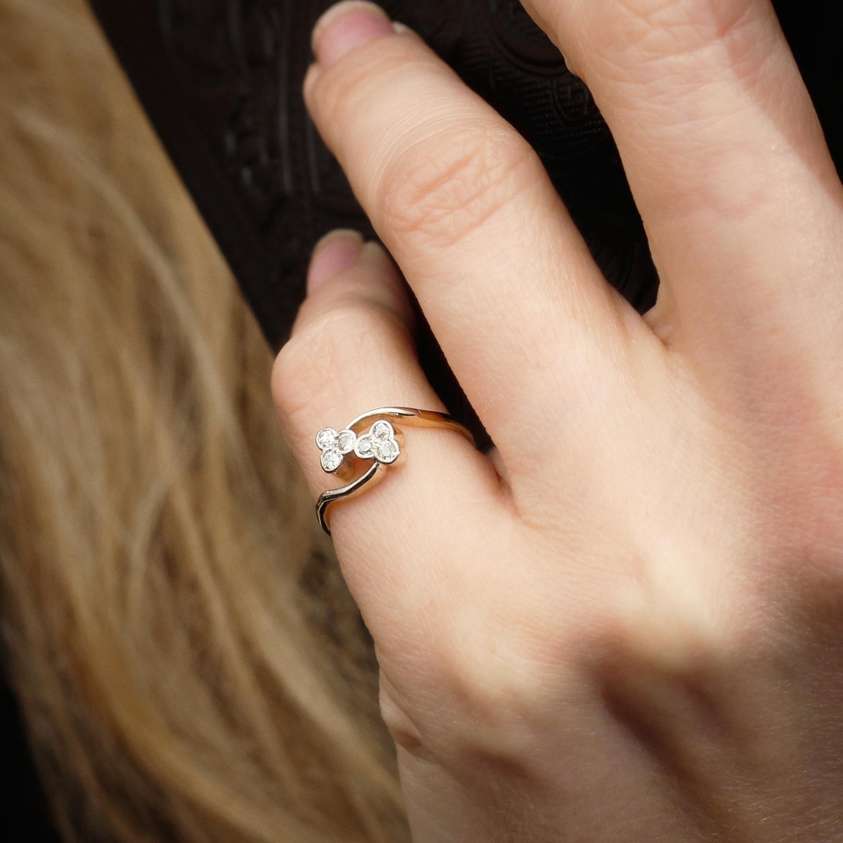 Dinky Darling Twin Shamrocks Sparkle Crossover Ring